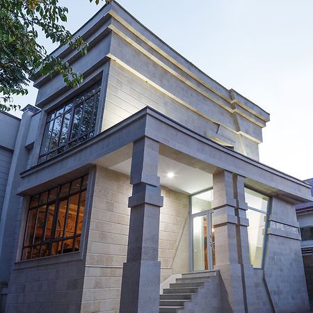 Astor Hotel & Spa Bișkek Exterior foto
