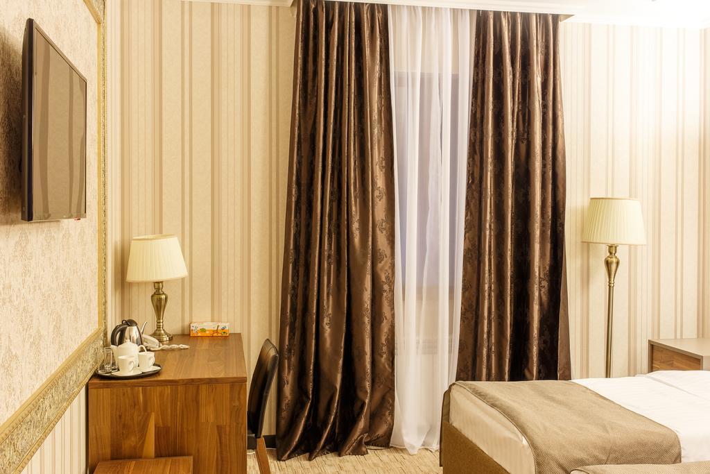 Astor Hotel & Spa Bișkek Cameră foto